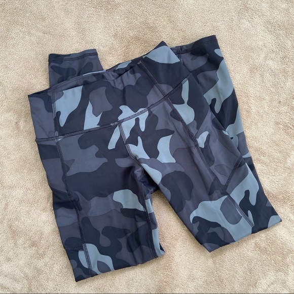 Athleta Camo Workout Leggings Black Gray XS - Picture 5 of 10